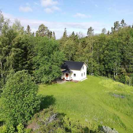 فيلا Lilla Lilo Garden Östersund المظهر الخارجي الصورة